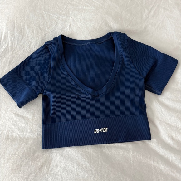 Bo + Tee Tops - Navy Ribbed Bo + Tee Short Sleeve V-Neck Crop Top with Logo